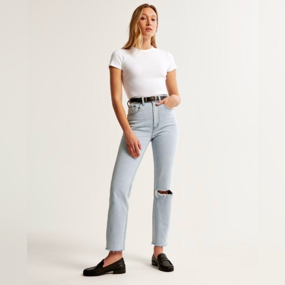 Abercrombie & Fitch The Ankle Straight Ultra High Rise